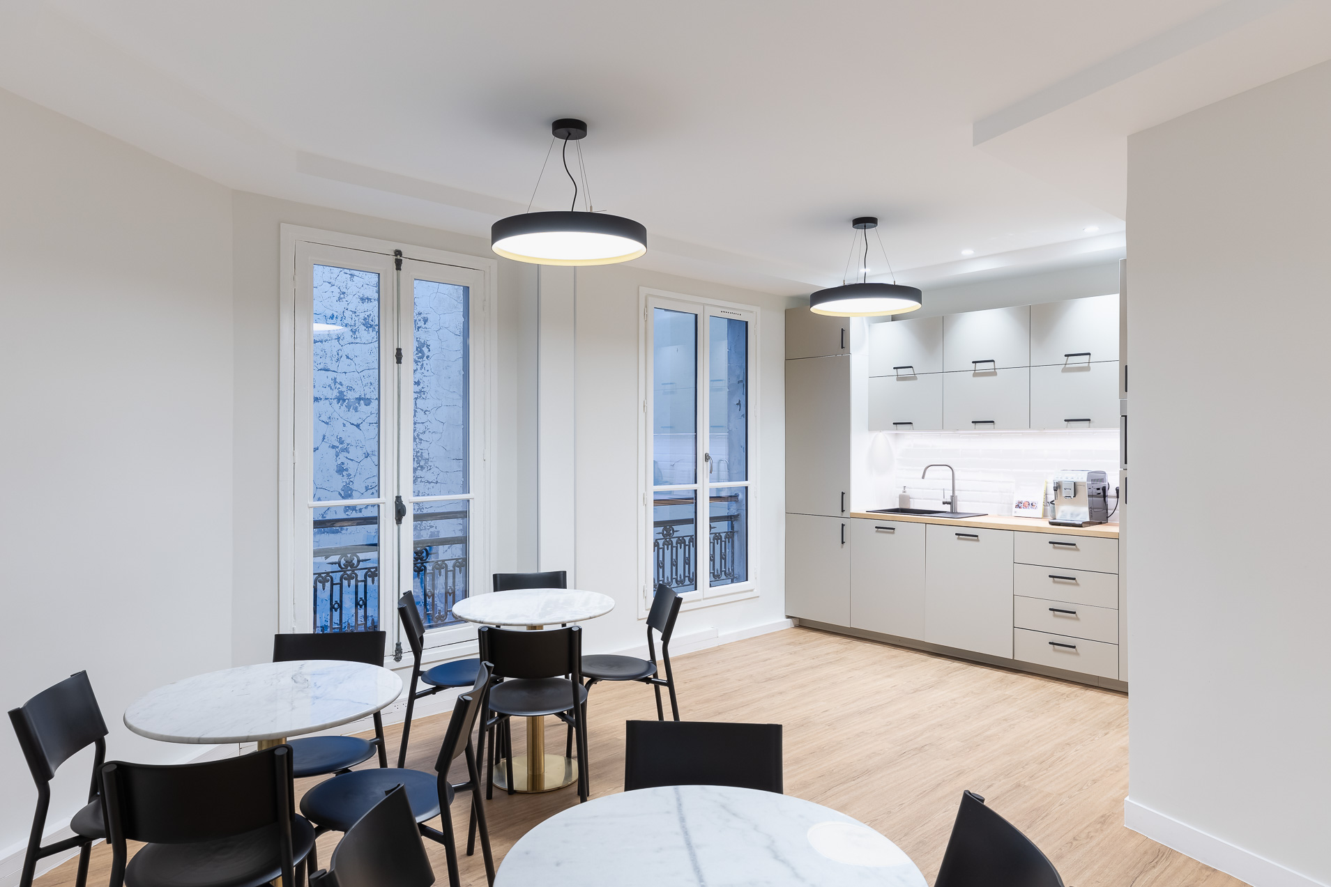 bureaux-rue-argenteuil-pyramde-r1-trouver-un-bureau-4